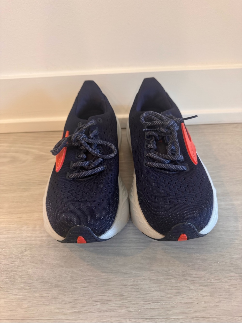 Women’s Brooks Glycerin Max - Picture 2 of 5
